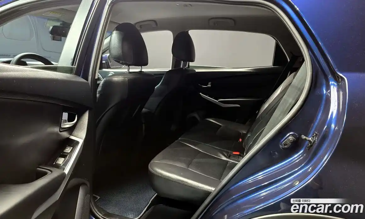 SsangYong Korando 2015 2.0 Автомат в Москве № 28734, фото 8