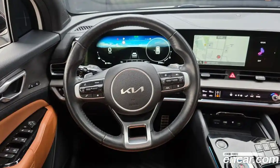 Kia Sportage 2023 1.6 Автомат в Москве № 287682, фото 15