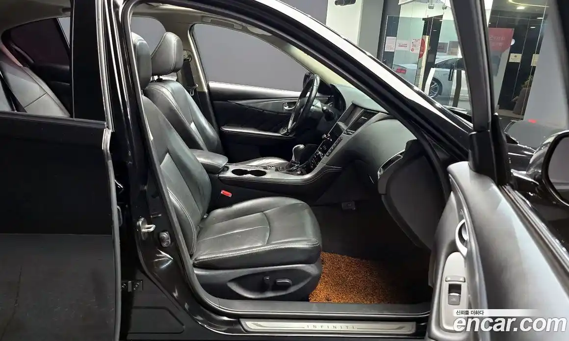 Infiniti Q50 2016 2.1 Автомат в Москве № 295920, фото 12