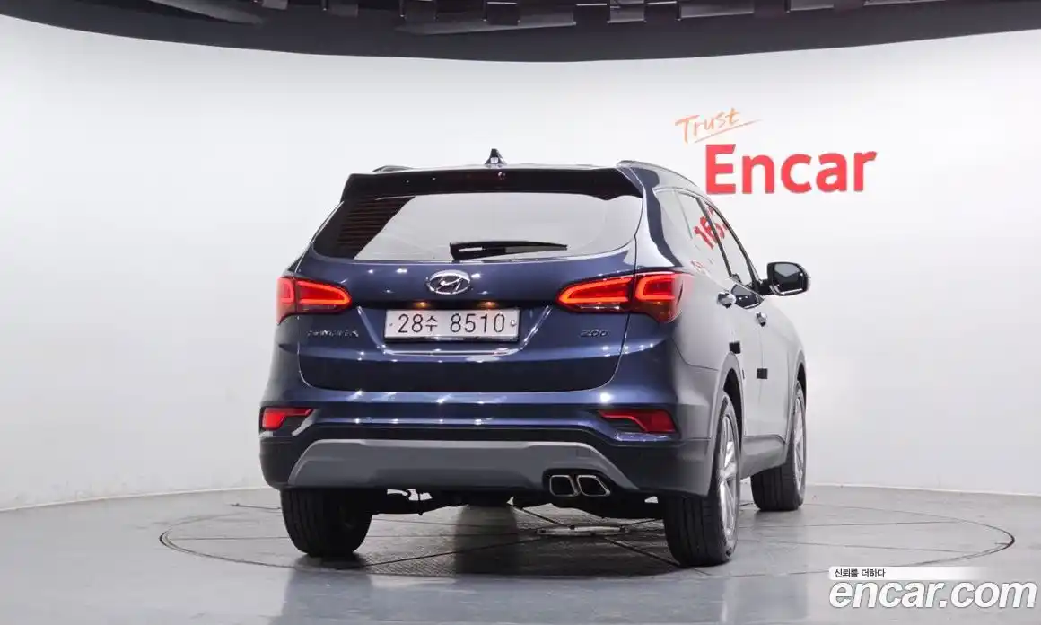 Hyundai Santa Fe 2018 2.0 Автомат в Москве № 305394, фото 20