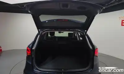 Hyundai Santa Fe 2018 2.0 Автомат в Москве № 305394, миниатюра 3