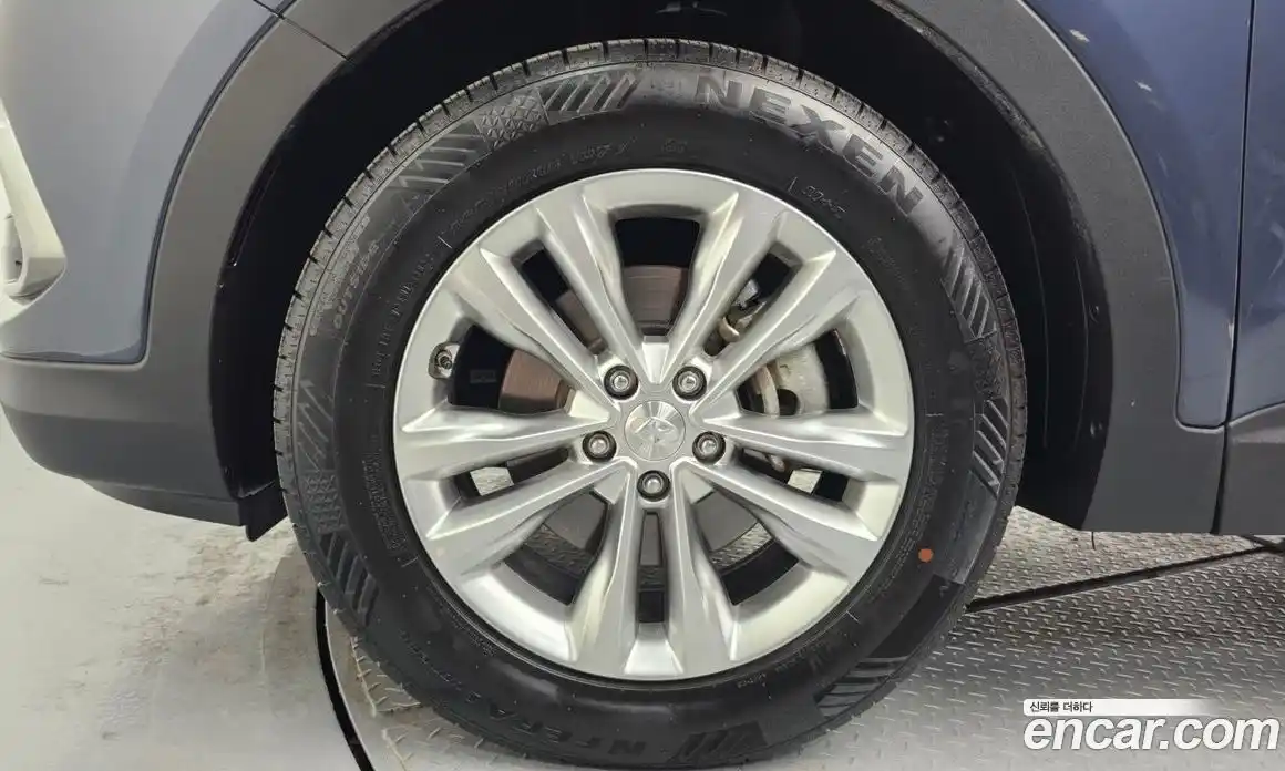 Hyundai Santa Fe 2018 2.0 Автомат в Москве № 305394, фото 10