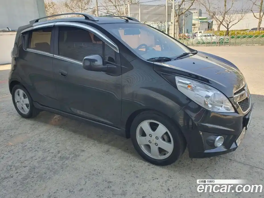 Chevrolet Spark 2012 1.0 Автомат в Москве № 314621, фото 20
