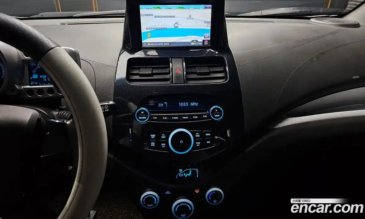 Chevrolet Spark 2012 1.0 Автомат в Москве № 315451, фото 12