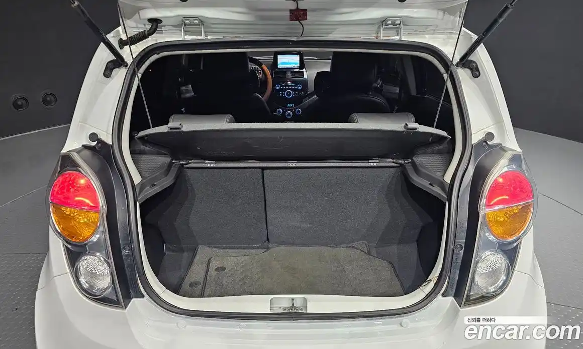 Chevrolet Spark 2012 1.0 Автомат в Москве № 315451, фото 14