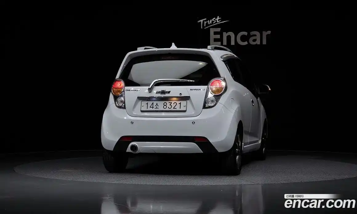 Chevrolet Spark 2012 1.0 Автомат в Москве № 315451, фото 15