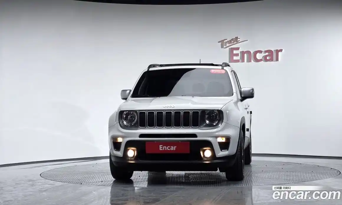 Jeep Renegade 2022 1.3 Автомат в Москве № 318173, фото 17