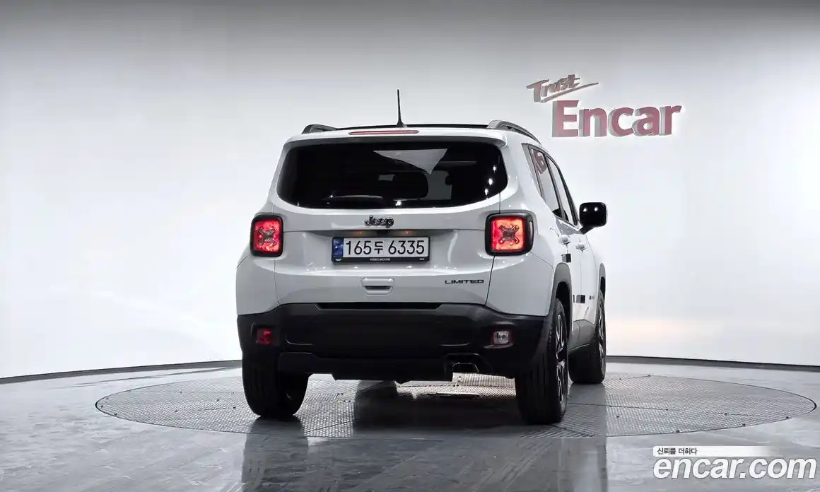 Jeep Renegade 2022 1.3 Автомат в Москве № 318173, фото 20