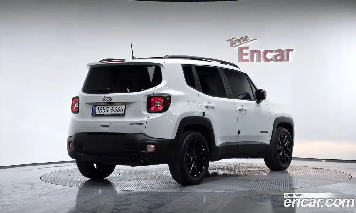 Jeep Renegade 2022 1.3 Автомат в Москве № 318173, фото 6