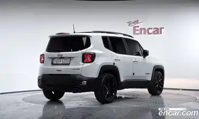 Jeep Renegade 2022 1.3 Автомат в Москве № 318173, миниатюра 6