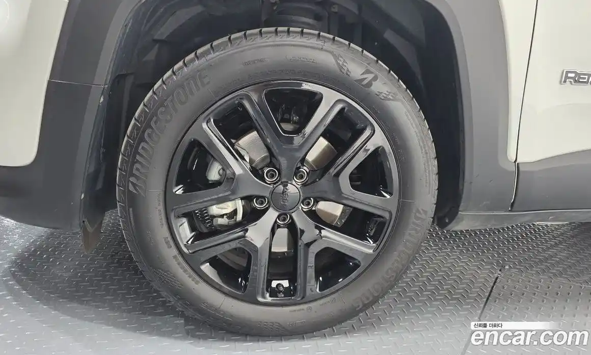 Jeep Renegade 2022 1.3 Автомат в Москве № 318173, фото 7