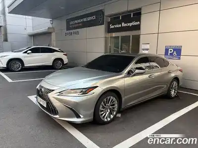 Lexus ES 2025 2.5 Автомат в Москве № 334384, миниатюра 3