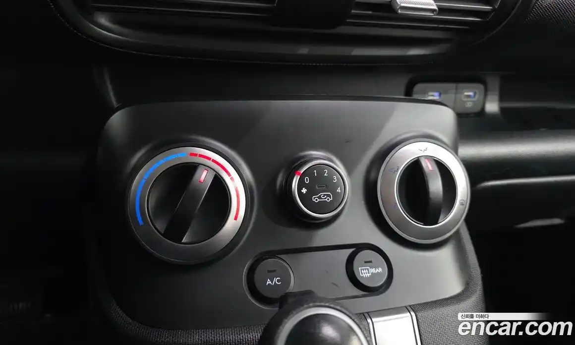 Hyundai Casper 2023 1.0 Автомат в Москве № 3430, фото 10