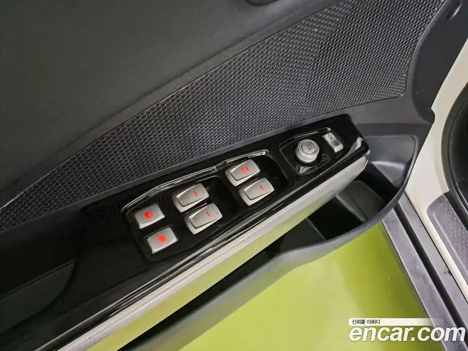 SsangYong TIBOLI 2016 1.6 Автомат в Москве № 34632, фото 12