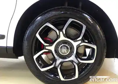 Rolls-Royce Cullinan 2023 6.7 Автомат в Москве № 353778, миниатюра 9