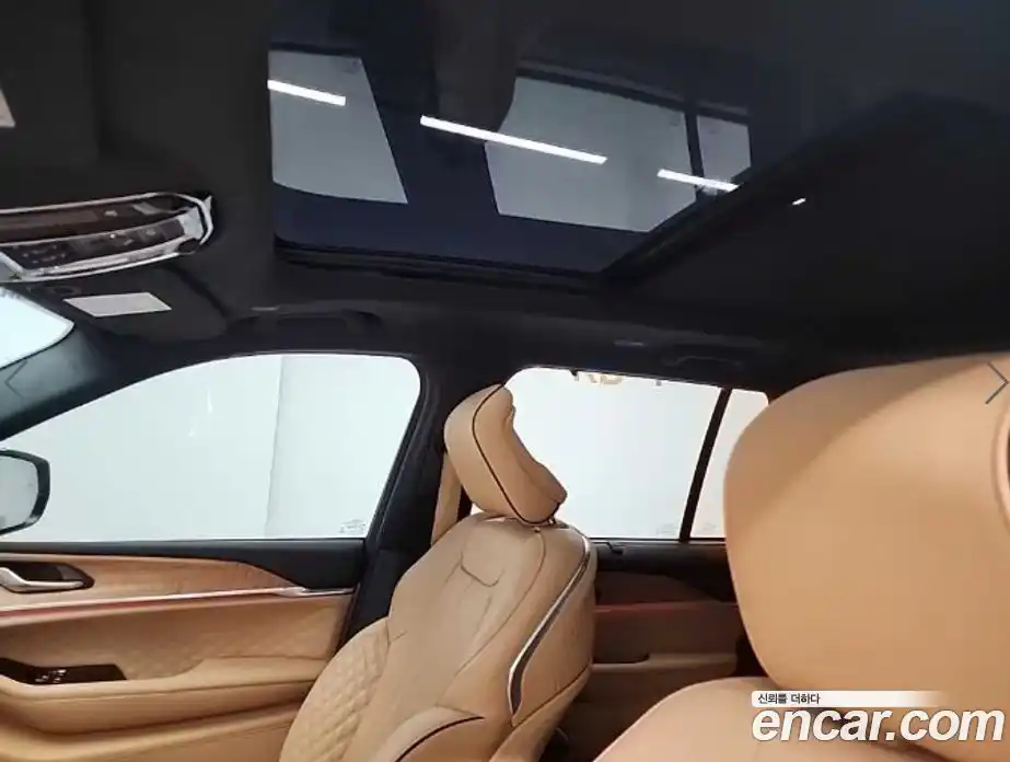 Jeep Cherokee 2023 2.0 Автомат в Москве № 360616, фото 14