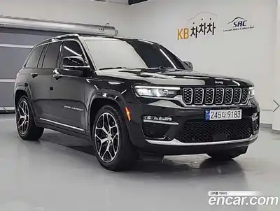 Jeep Cherokee 2023 2.0 Автомат в Москве № 360616, миниатюра 4