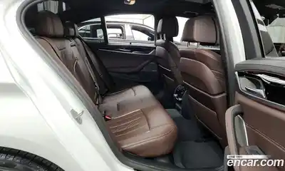 BMW 5-Series 2022 2.0 Автомат в Москве № 364845, миниатюра 12