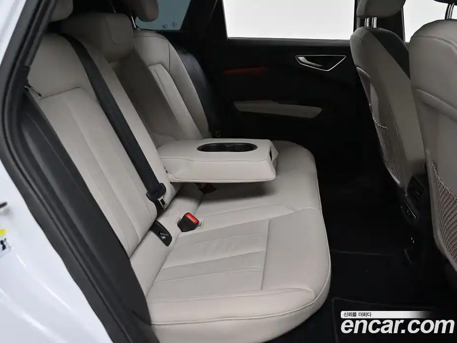 Audi Q4 e-tron 2023 0.1 Автомат в Москве № 373416, фото 12