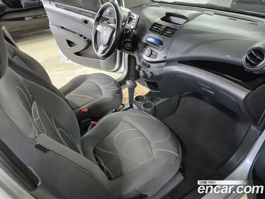 Chevrolet Spark 2012 1.0 Автомат в Москве № 38108, фото 7