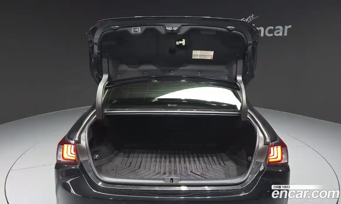 Lexus ES 2023 2.5 Автомат в Москве № 382063, фото 20