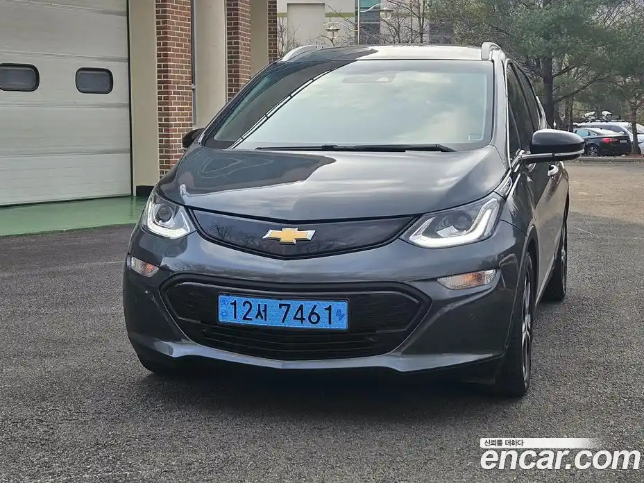 Chevrolet Bolt EV 2018 0.2 Автомат в Москве № 396890, фото 3