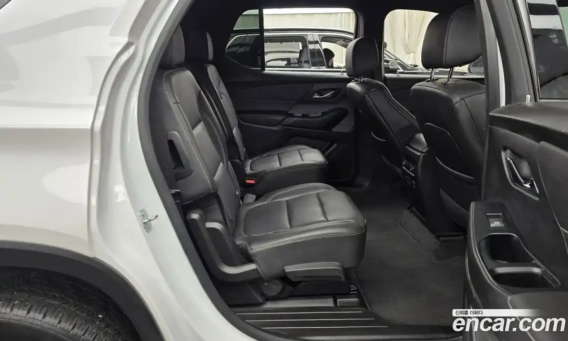 Chevrolet Traverse 2023 3.6 Автомат в Москве № 39711, фото 12