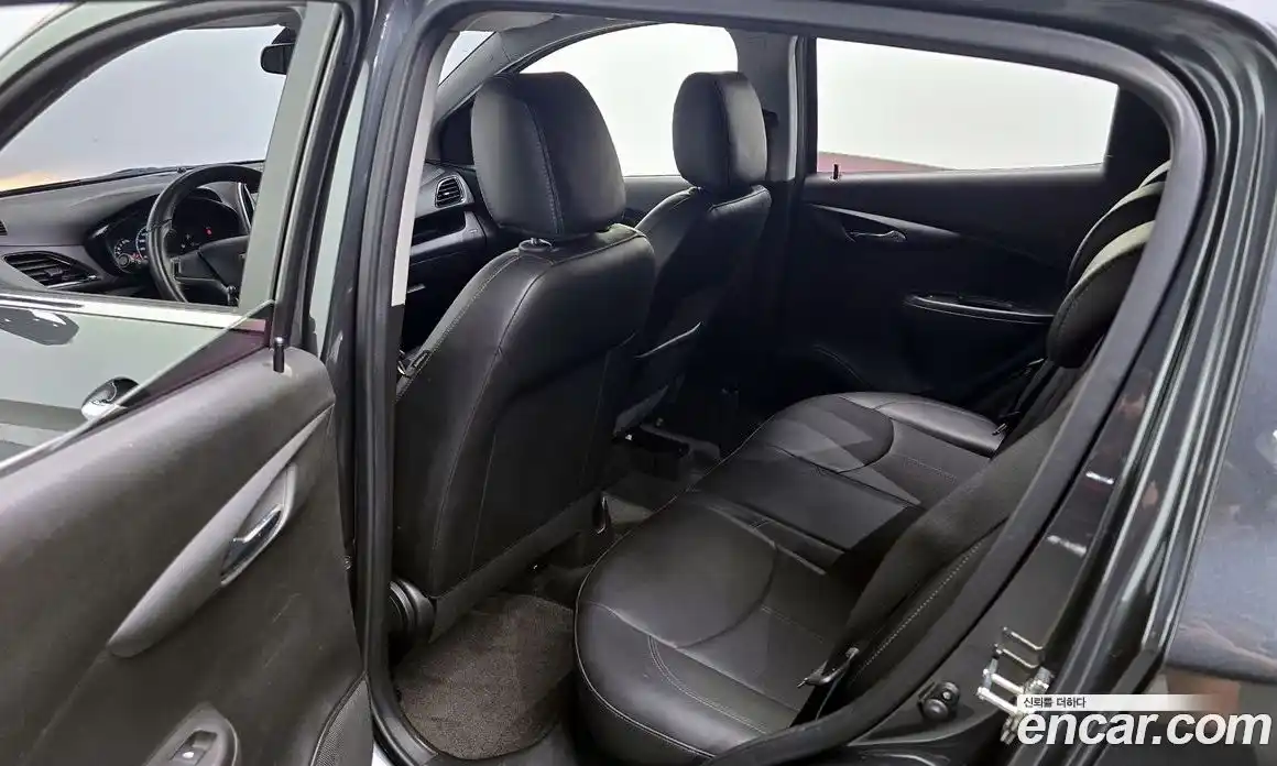 Chevrolet Spark 2017 1.0 Автомат в Москве № 42428, фото 11