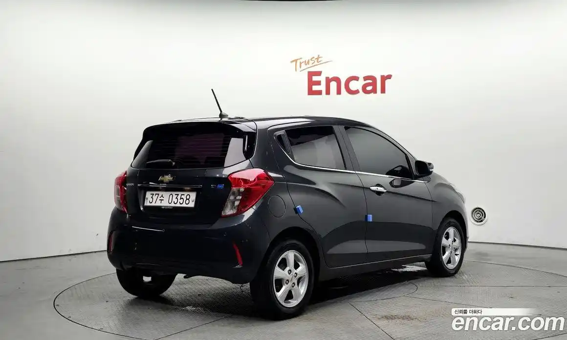 Chevrolet Spark 2017 1.0 Автомат в Москве № 42428, фото 3