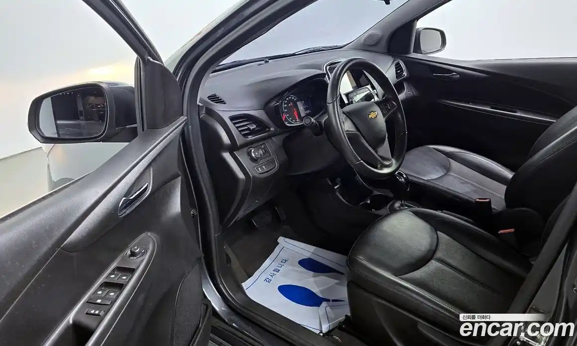 Chevrolet Spark 2017 1.0 Автомат в Москве № 42428, фото 8