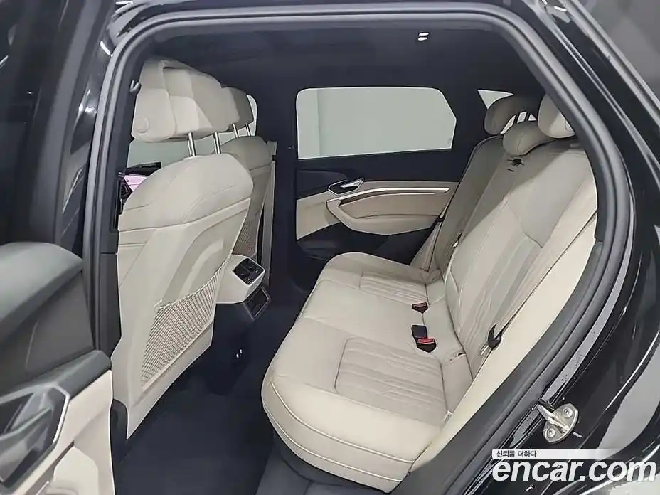 Audi e-tron 2020 0.1 Автомат в Москве № 428975, фото 12