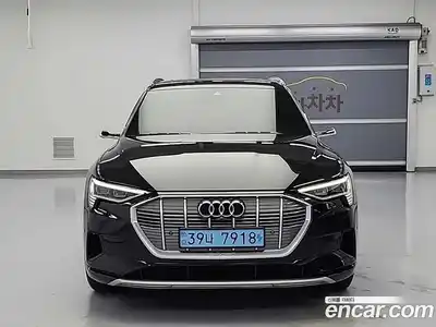 Audi e-tron 2020 0.1 Автомат в Москве № 428975, миниатюра 2