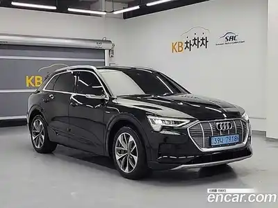 Audi e-tron 2020 0.1 Автомат в Москве № 428975, миниатюра 4