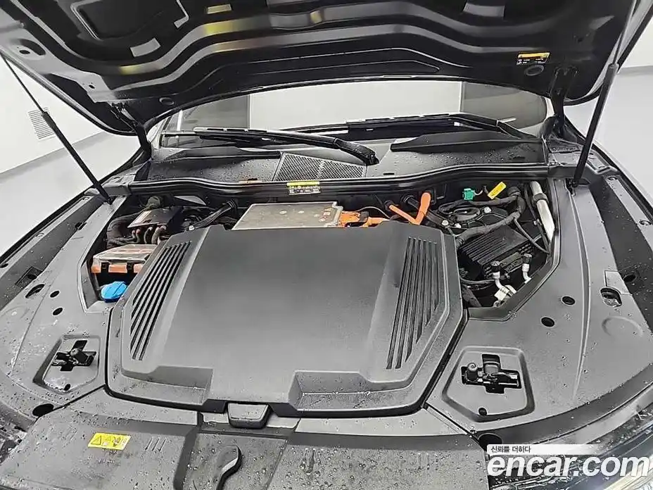 Audi e-tron 2020 0.1 Автомат в Москве № 428975, фото 5