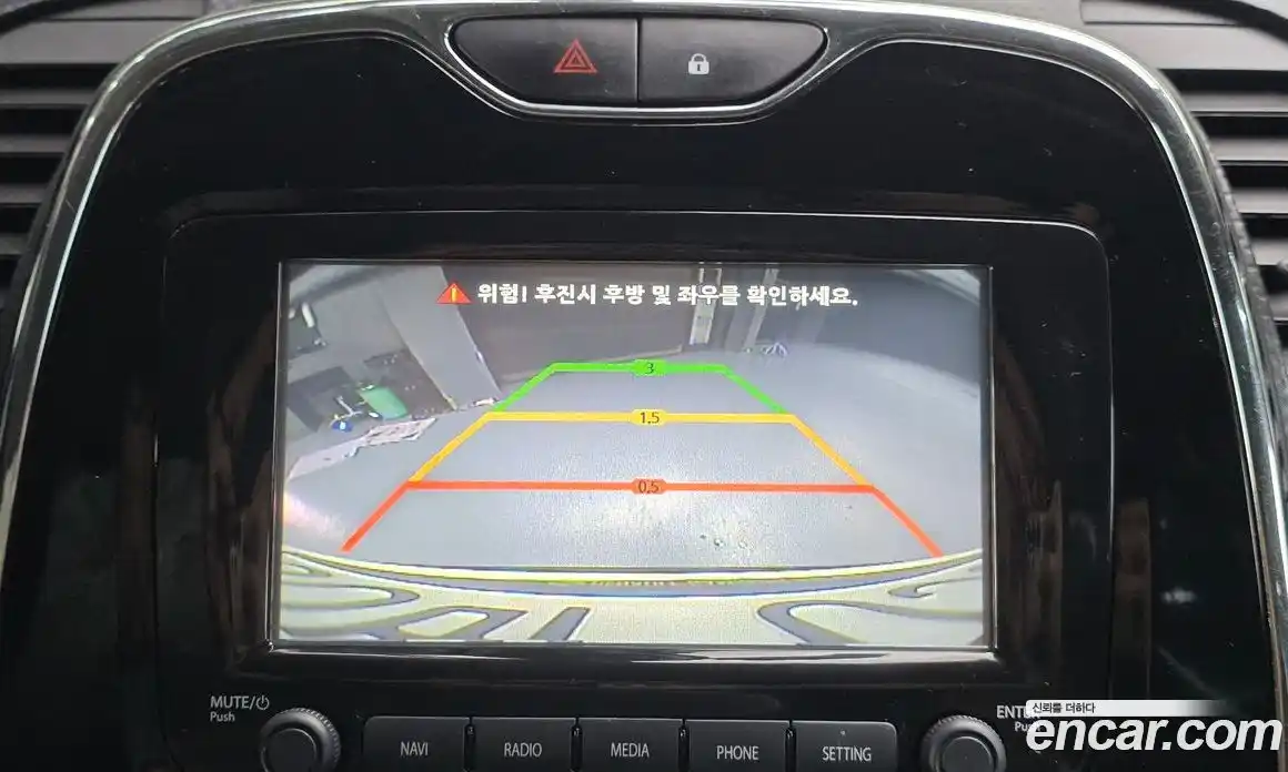 Renault QM3 2016 1.5 Автомат в Москве № 455756, фото 17