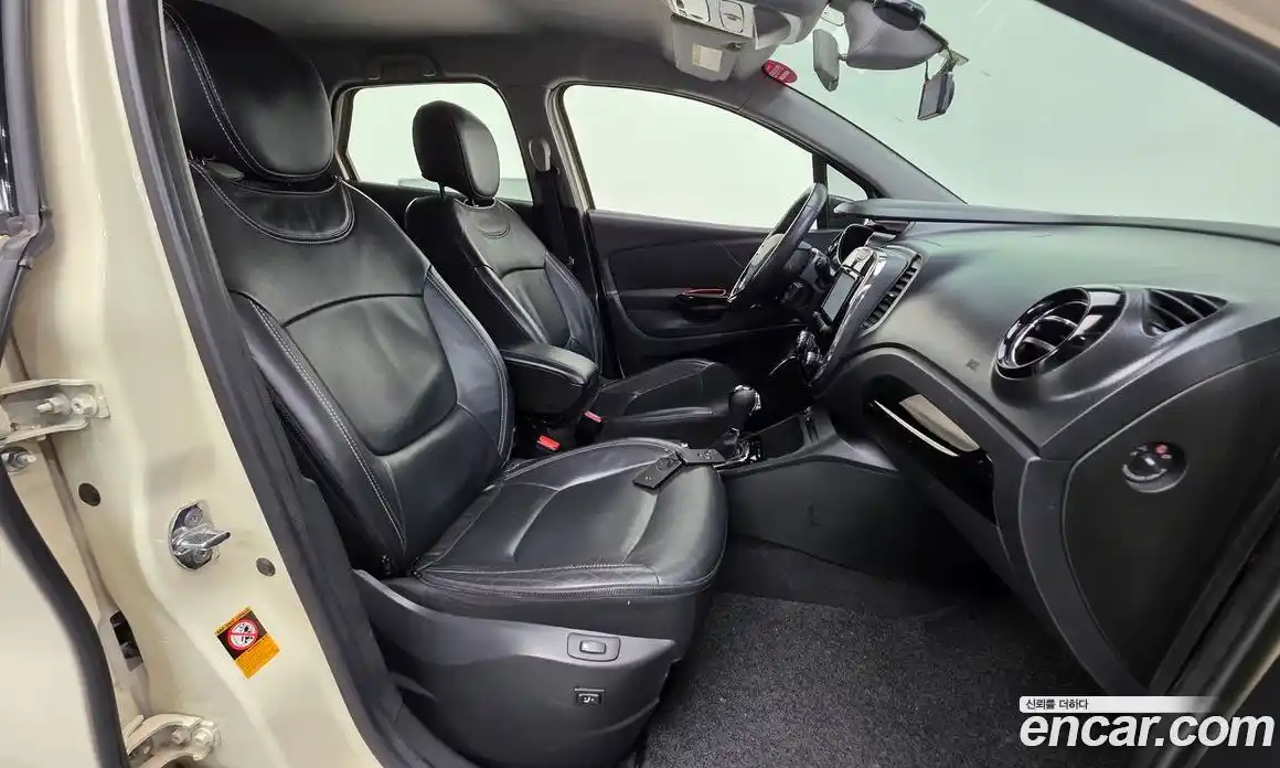 Renault QM3 2016 1.5 Автомат в Москве № 455756, фото 10