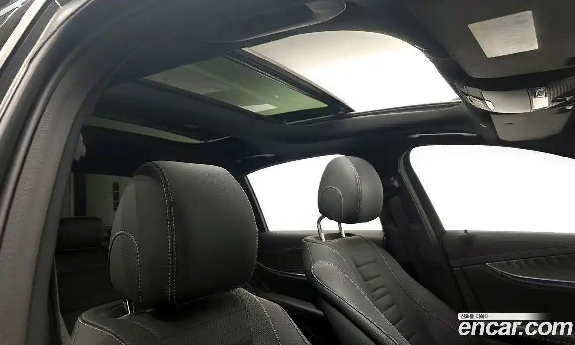 Mercedes-Benz E-Class 2022 2.0 Автомат в Москве № 466159, фото 18