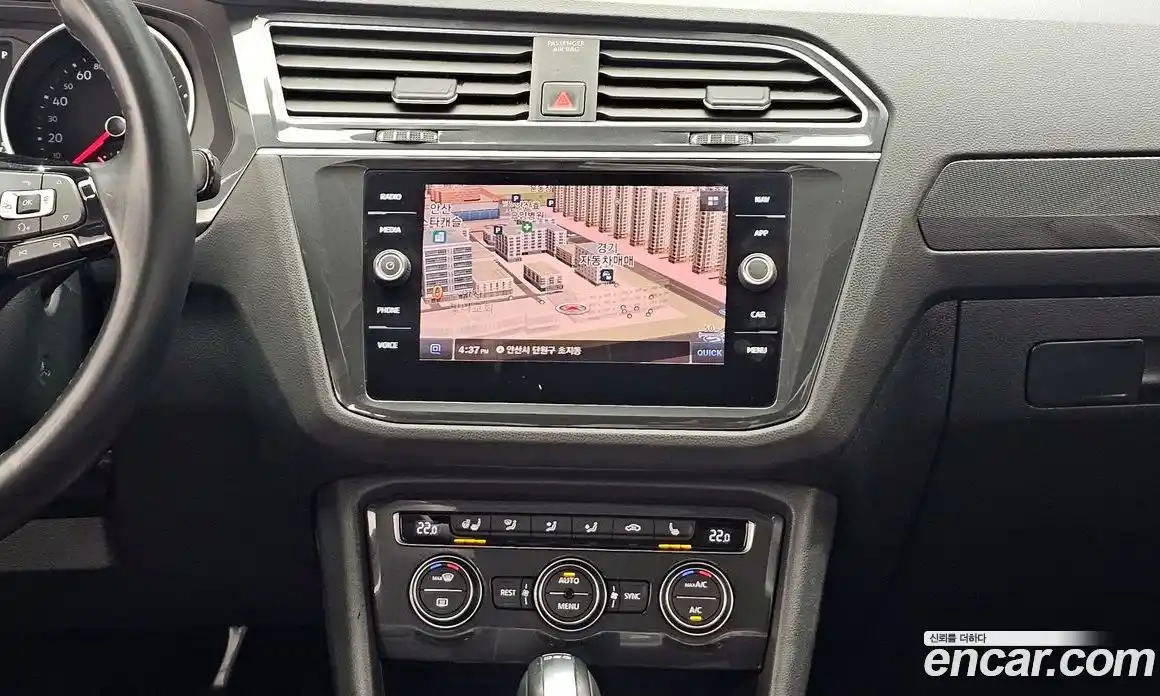 Volkswagen Tiguan 2018 2.0 Автомат в Москве № 472185, фото 19