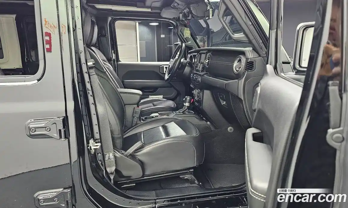 Jeep Wrangler 2021 2.0 Автомат в Москве № 472669, фото 11