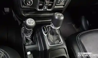 Jeep Wrangler 2021 2.0 Автомат в Москве № 472669, миниатюра 9