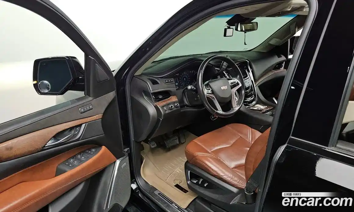 Cadillac Escalade 2018 6.2 Автомат в Москве № 474741, фото 11
