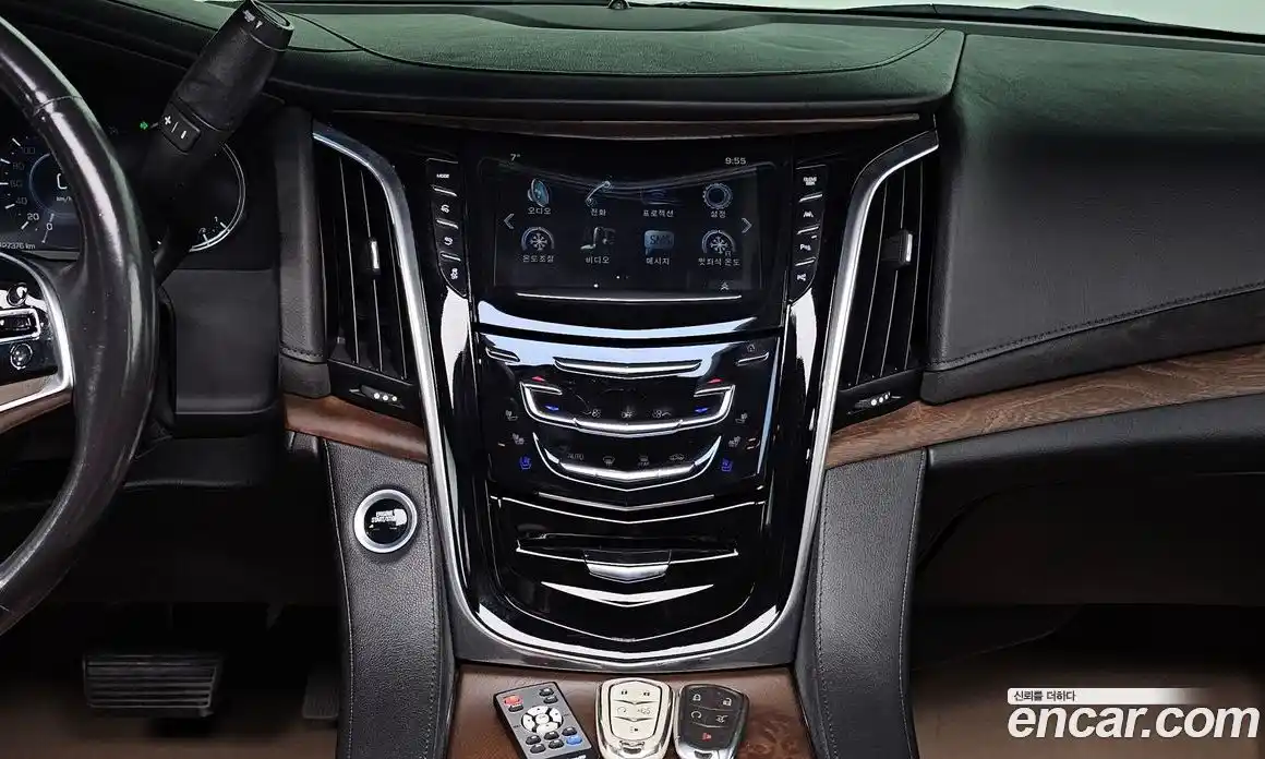 Cadillac Escalade 2018 6.2 Автомат в Москве № 474741, фото 15