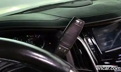 Cadillac Escalade 2018 6.2 Автомат в Москве № 474741, миниатюра 9