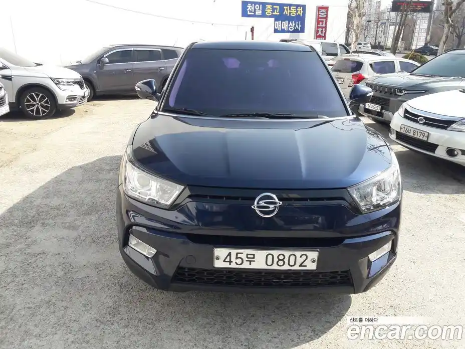 SsangYong TIBOLI 2016 1.6 Автомат в Москве № 491590, фото 1