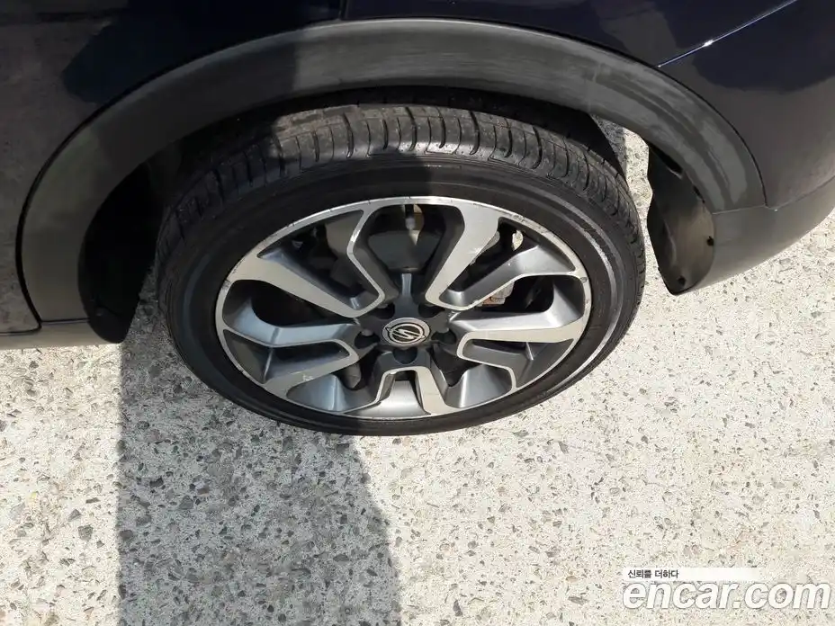 SsangYong TIBOLI 2016 1.6 Автомат в Москве № 491590, фото 16