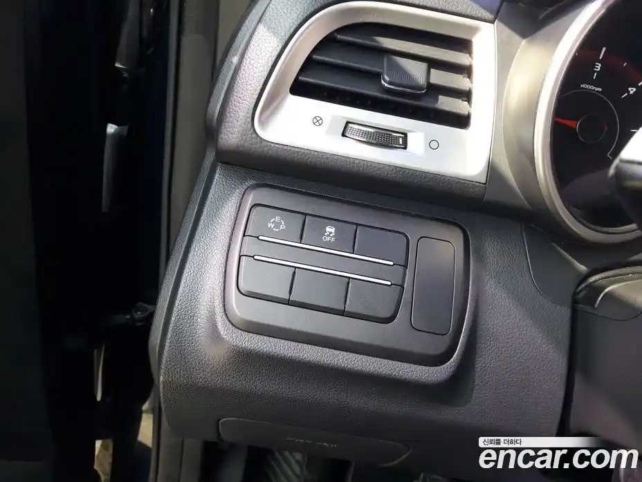 SsangYong TIBOLI 2016 1.6 Автомат в Москве № 491590, фото 7