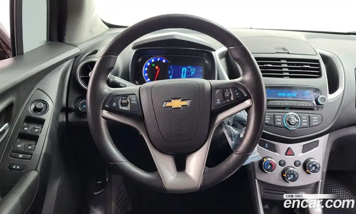 Chevrolet Trax 2014 1.4 Автомат в Москве № 492581, фото 13