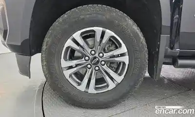 Chevrolet Colorado 2022 3.6 Автомат в Москве № 493062, миниатюра 5