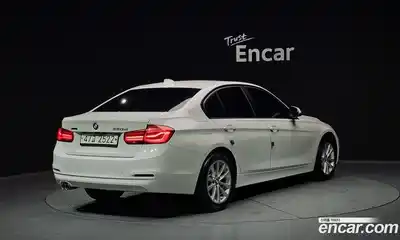 BMW 3-Series 2018 2.0 Автомат в Москве № 493328, миниатюра 2
