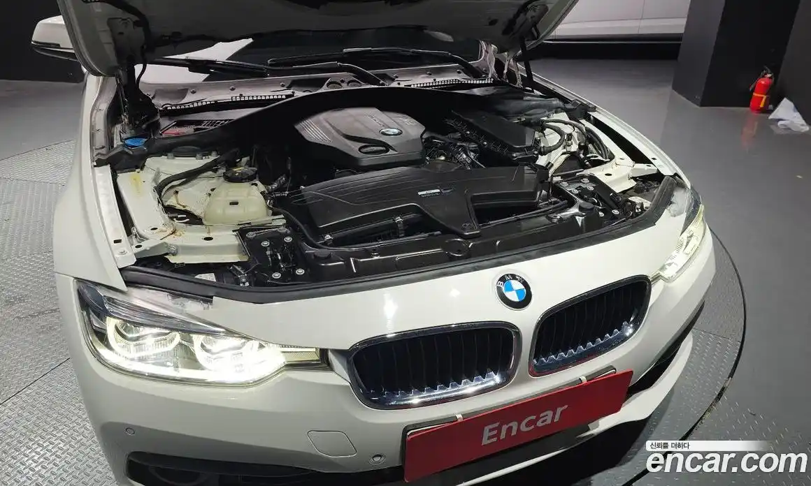 BMW 3-Series 2018 2.0 Автомат в Москве № 493328, фото 6